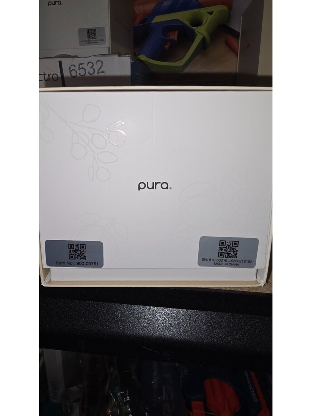 Pura 4 Smart Fragrance Diffuser WITH 2 Scents (2025 version, not recalled) - Picture 8 of 9